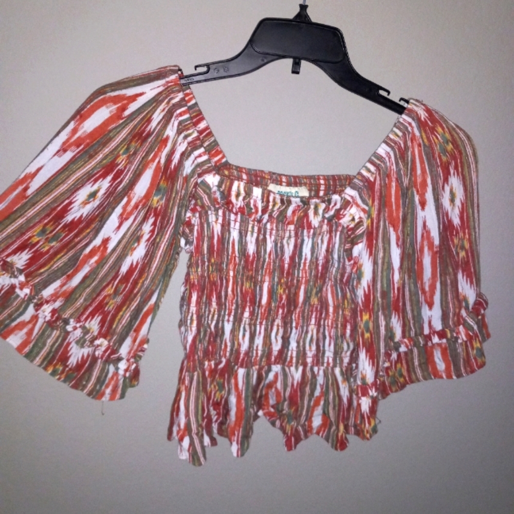 Rocking C M Western Smocked Tribal Print Cowgirl Crop Top